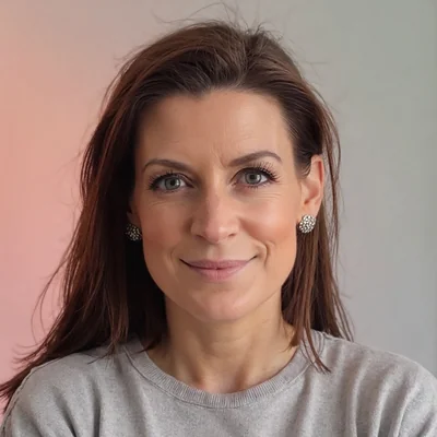 Jen Smith, Cognitive Behavioural Therapist